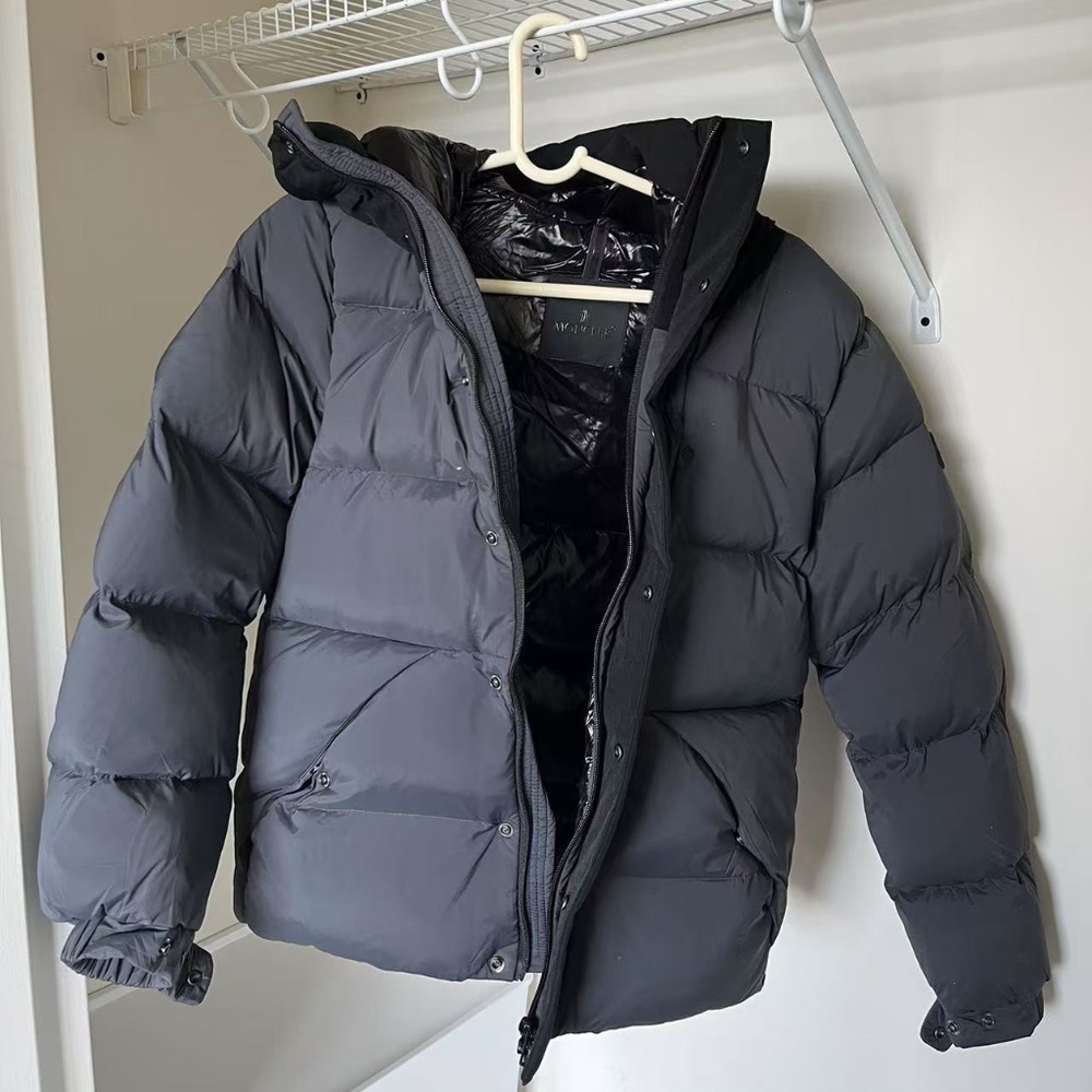 Moncler Madeira Down Puffer Jacket Grey Size 1/Small